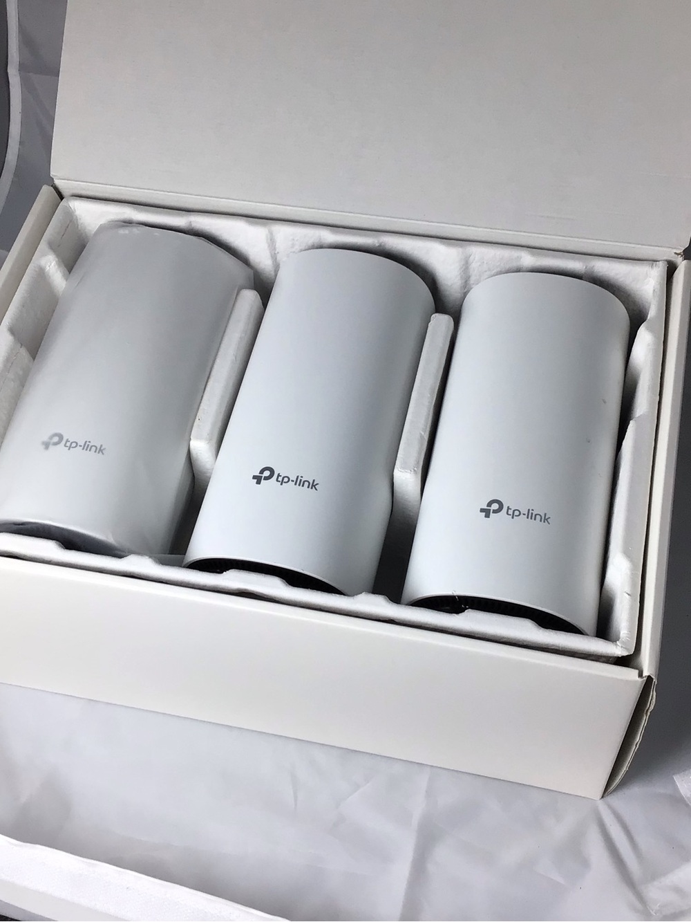 TP-Link White Mesh Router Pack – 2-Pack Mesh Units - Picture 3 of 4